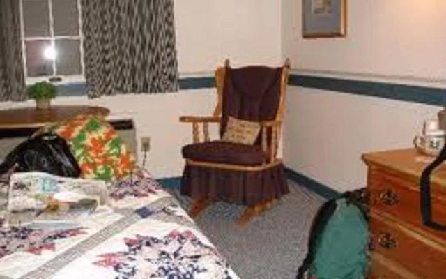 photo 2 of Country Living Inn