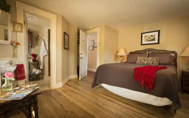 photo 3 of Country Willows Inn and Estate