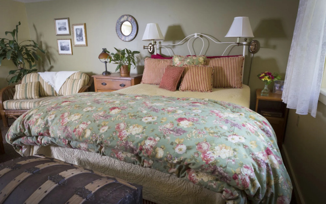 photo 5 of Country Willows Inn and Estate