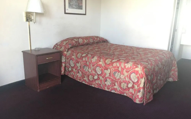 photo 4 of Travelodge by Wyndham Richmond Kentucky