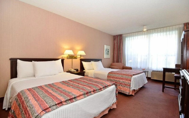 photo 4 of Days Inn & Suites by Wyndham Mountain View