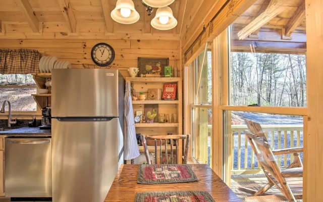 photo 5 of Cherry Log Couples Cabin Near Hiking & Waterfalls