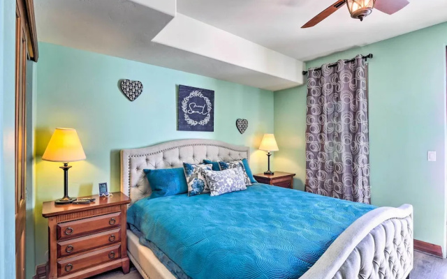 photo 4 of Couple's Ski Condo: 1 Mi to Breckenridge Golf Club