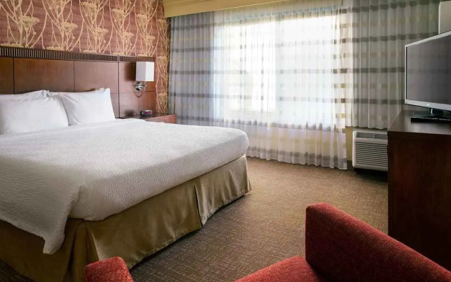 photo 4 of Courtyard Anaheim Buena Park