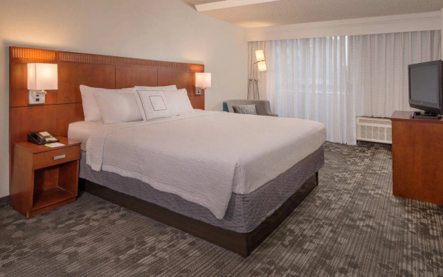 photo 2 of Sonesta Select Arlington Rosslyn