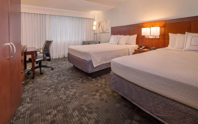 photo 5 of Sonesta Select Arlington Rosslyn