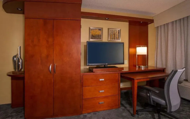 photo 5 of Courtyard by Marriott Bethlehem Lehigh Valley/I-78
