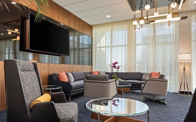 photo 2 of Courtyard by Marriott Bettendorf