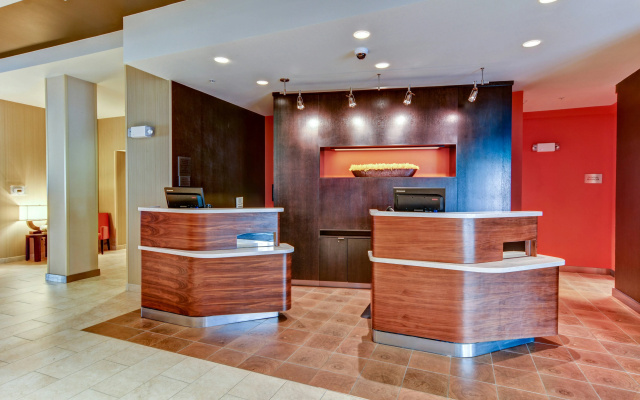 photo 2 of Courtyard by Marriott Bridgeport Clarksburg