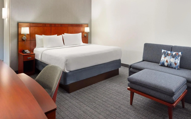 photo 4 of Courtyard by Marriott - Atlanta Executive Park/Emory