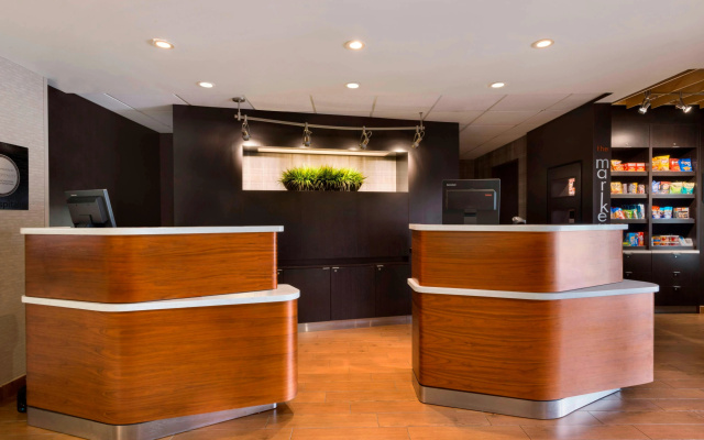 photo 2 of Courtyard by Marriott Akron Fairlawn