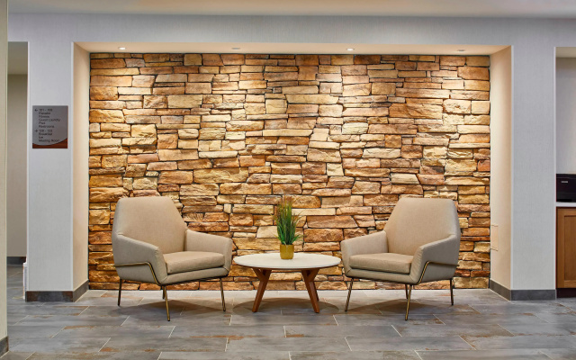 photo 2 of Fairfield Inn & Suites by Marriott Albany Airport