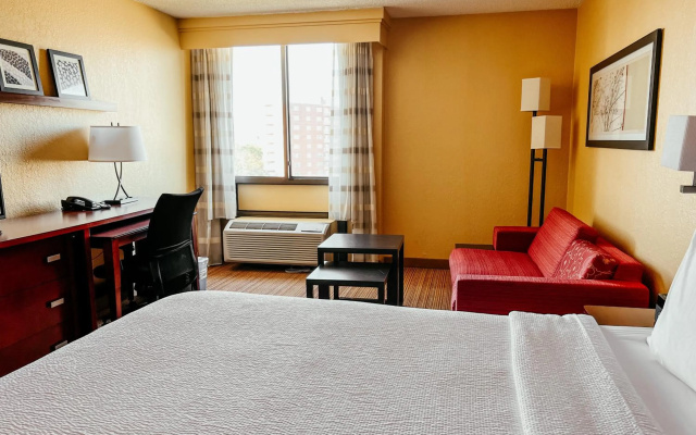 photo 3 of Hotel Pentagon South