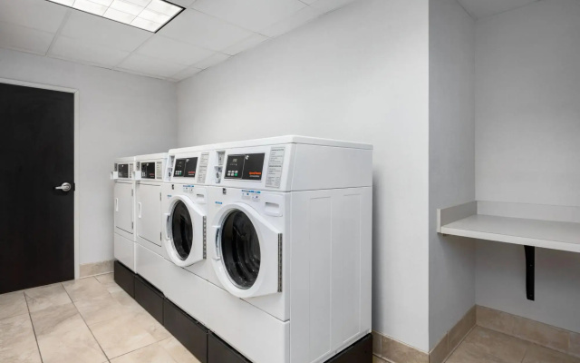 photo 4 of Courtyard by Marriott Auburn