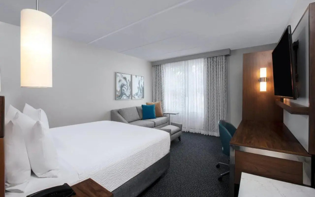 photo 4 of Courtyard by Marriott Aventura Mall
