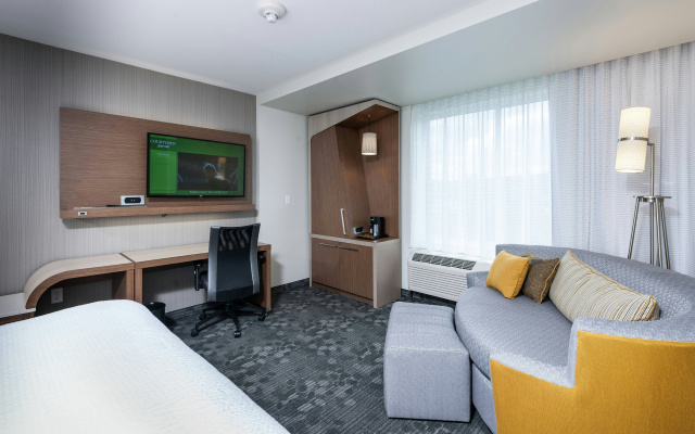 photo 4 of Courtyard by Marriott Boston Littleton