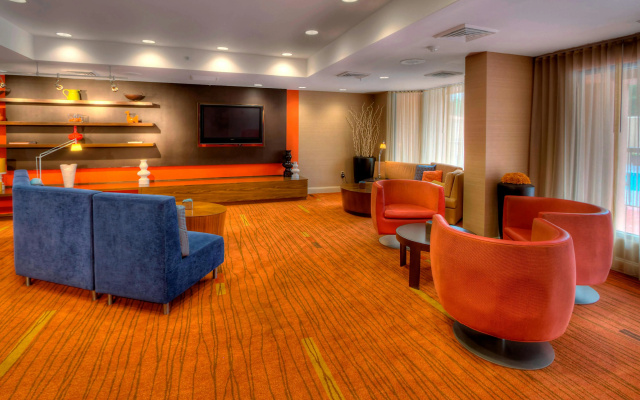 photo 2 of Courtyard by Marriott Burlington