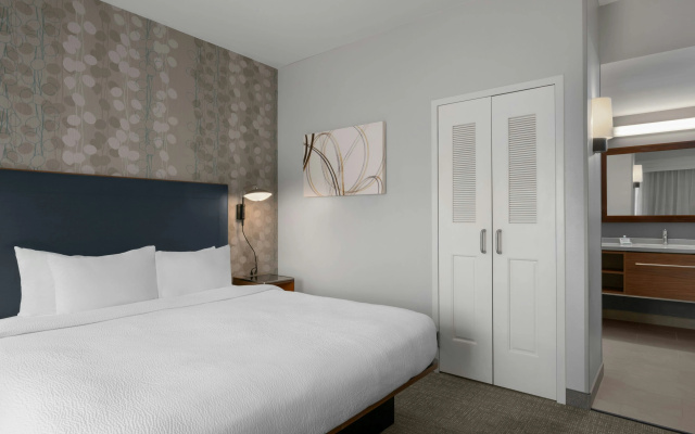photo 5 of Courtyard by Marriott Charlotte Airport North