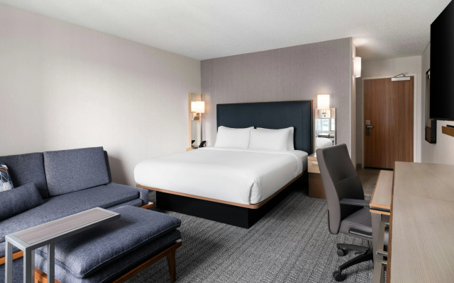 photo 3 of Courtyard by Marriott Charlotte City Center