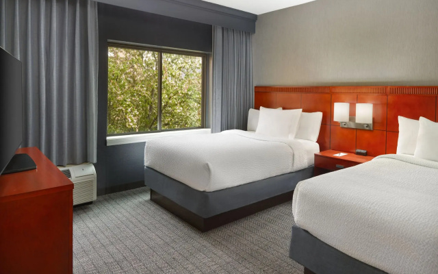 photo 3 of Courtyard by Marriott Charlottesville