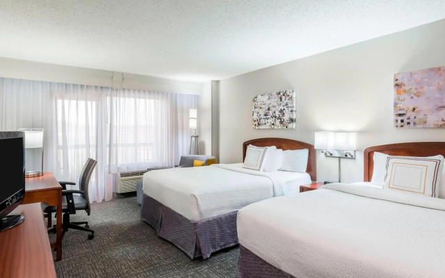 photo 5 of Courtyard by Marriott Chattanooga Downtown