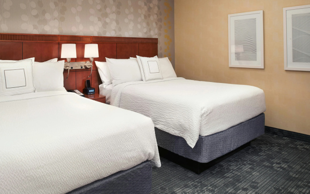 photo 4 of Courtyard by Marriott Chicago Deerfield
