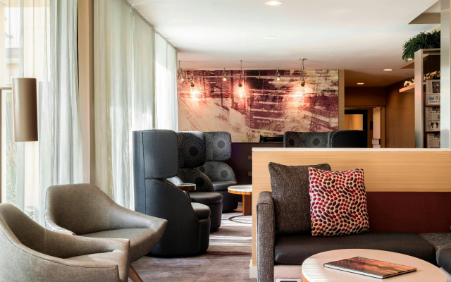 photo 2 of Courtyard by Marriott Chicago O'Hare