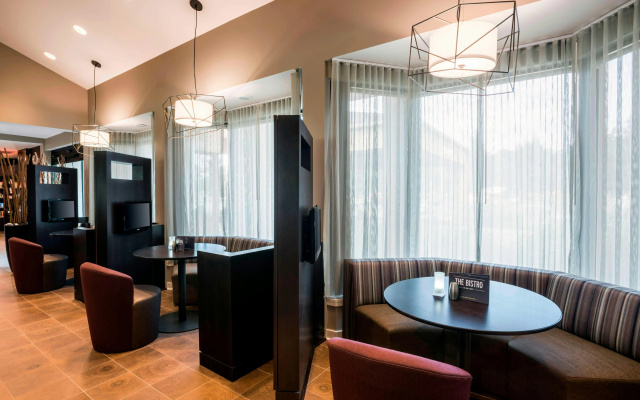 photo 5 of Courtyard by Marriott Chicago O'Hare