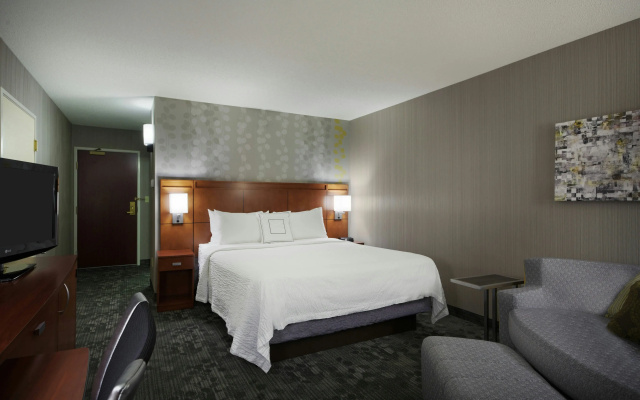 photo 3 of Courtyard Chicago St. Charles