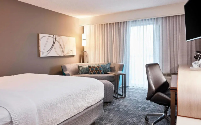 photo 5 of Courtyard by Marriott Cincinnati Airport South/Florence