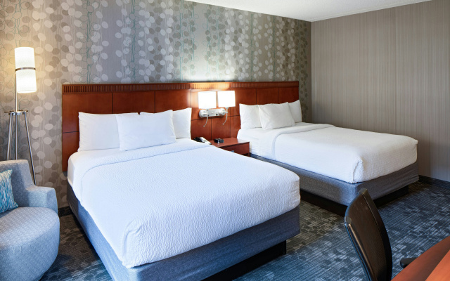 photo 3 of Courtyard by Marriott Cincinnati Blue Ash