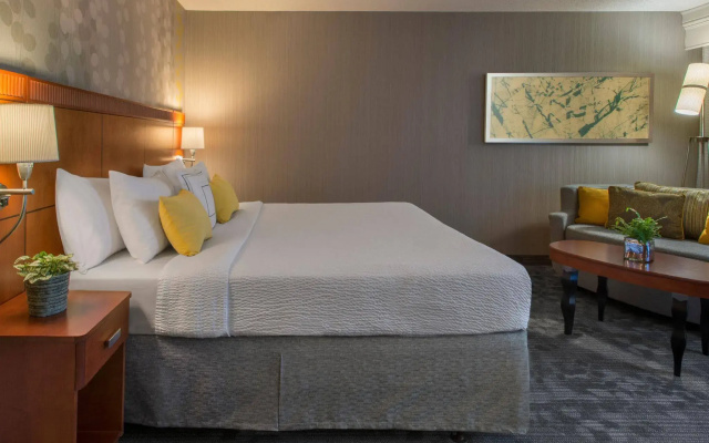 photo 5 of Courtyard by Marriott Cleveland Beachwood