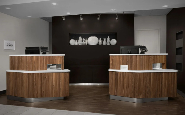 photo 2 of Courtyard by Marriott Dallas Addison/Quorum Drive