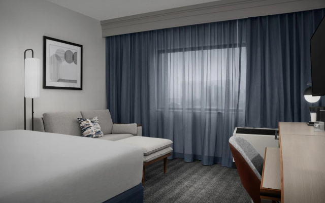 photo 4 of Courtyard by Marriott Dallas Addison/Quorum Drive