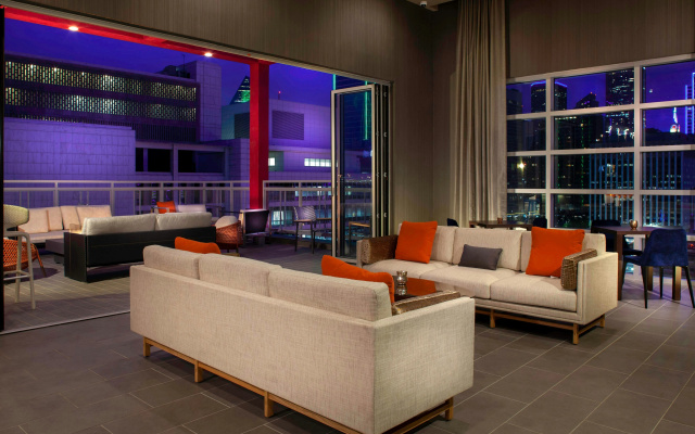 photo 2 of Courtyard by Marriott Dallas Downtown/Reunion District