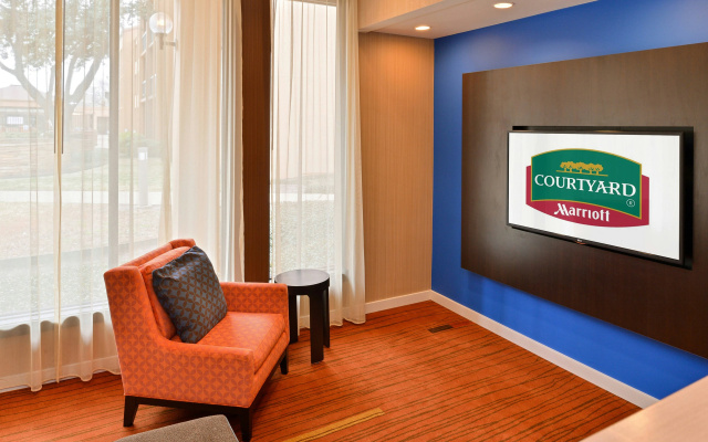 photo 2 of Courtyard by Marriott Dallas Northwest