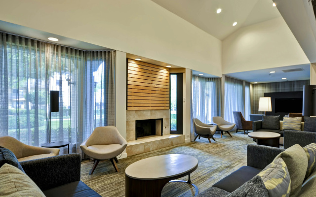 photo 2 of Courtyard by Marriott Dallas Medical/Market Center