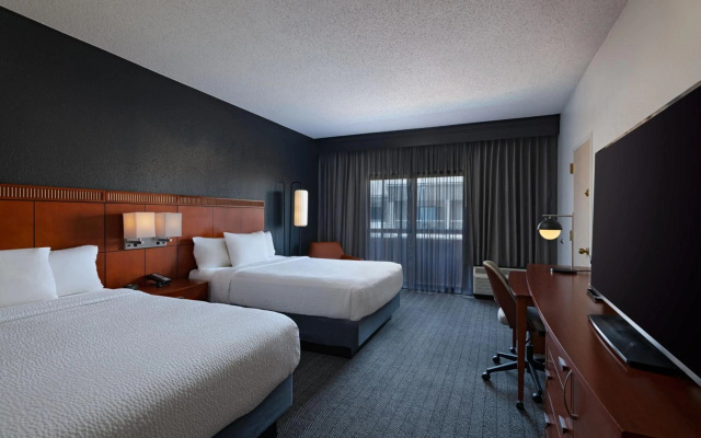 photo 4 of Courtyard by Marriott Dallas Plano Parkway at Preston Road