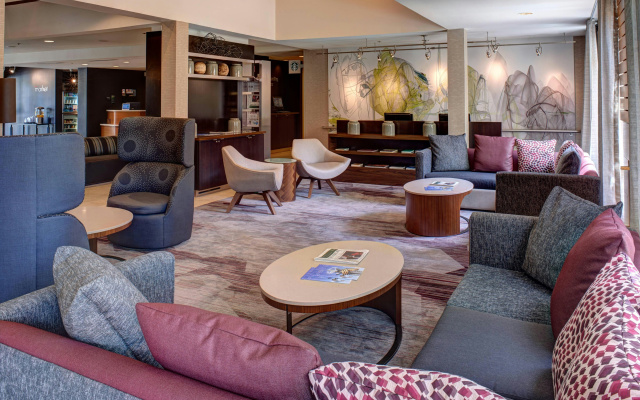 photo 2 of Courtyard by Marriott Des Moines West Clive