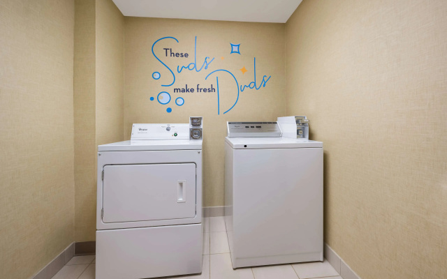 photo 2 of Sonesta Select Detroit Auburn Hills