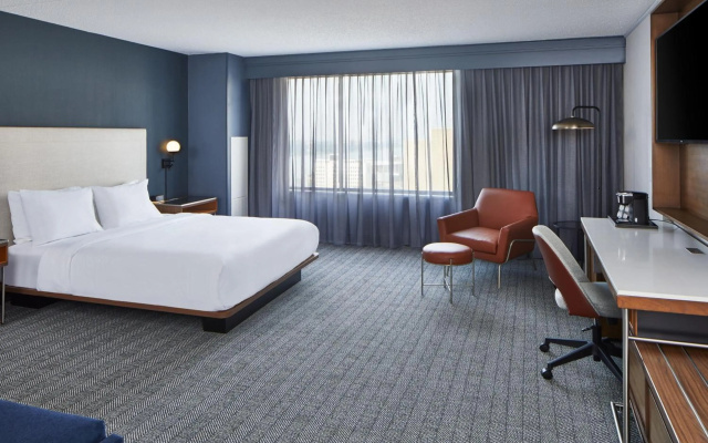 photo 4 of Courtyard By Marriott Detroit Downtown