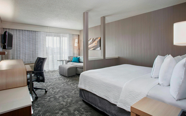 photo 5 of Courtyard by Marriott Detroit Pontiac/Auburn Hills
