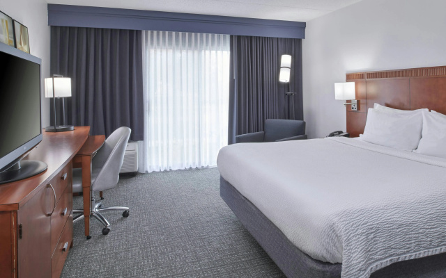 photo 5 of Courtyard by Marriott Detroit Troy