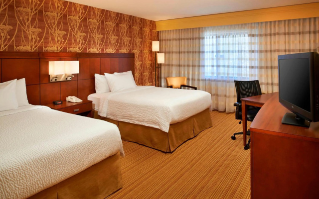 photo 4 of Courtyard by Marriott Detroit Utica