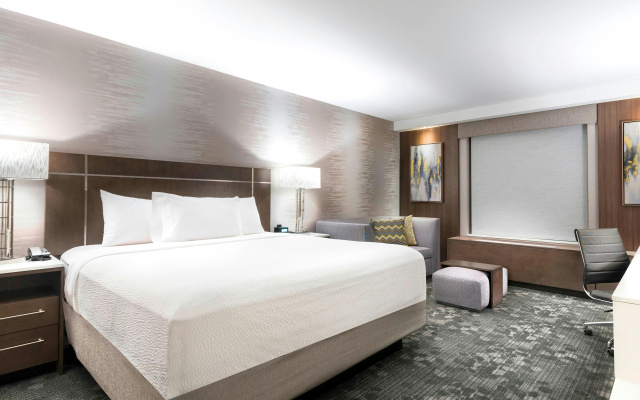 photo 5 of Courtyard by Marriott Edgewater NYC Area