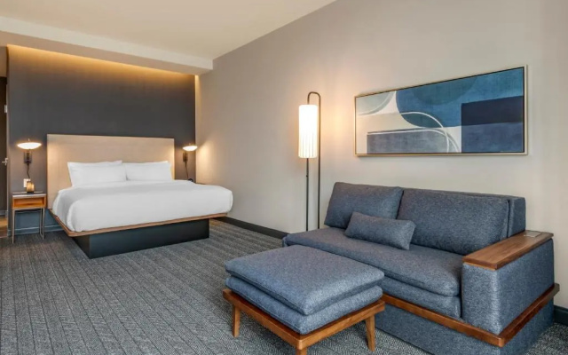 photo 2 of Courtyard by Marriott Fort Lauderdale Downtown