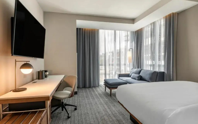 photo 4 of Courtyard by Marriott Fort Lauderdale Downtown