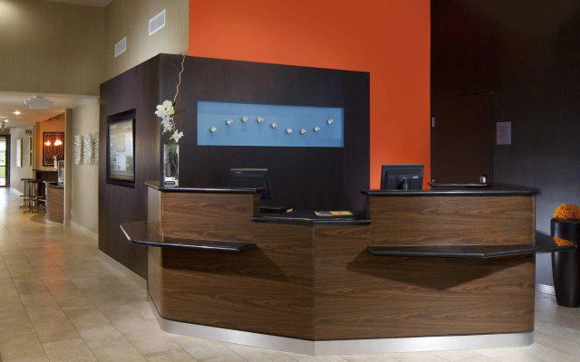 photo 2 of Courtyard by Marriott Fort Lauderdale East/Lauderdale-by-the-Sea