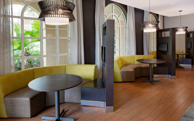 photo 5 of Courtyard by Marriott Fort Lauderdale North/Cypress Creek
