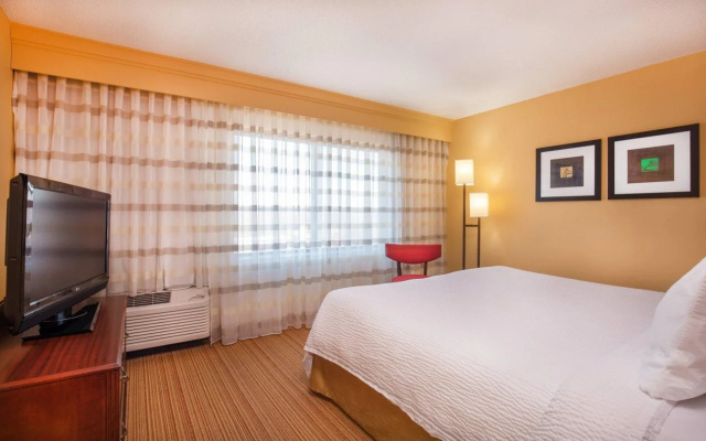photo 5 of Courtyard by Marriott Hartford Manchester